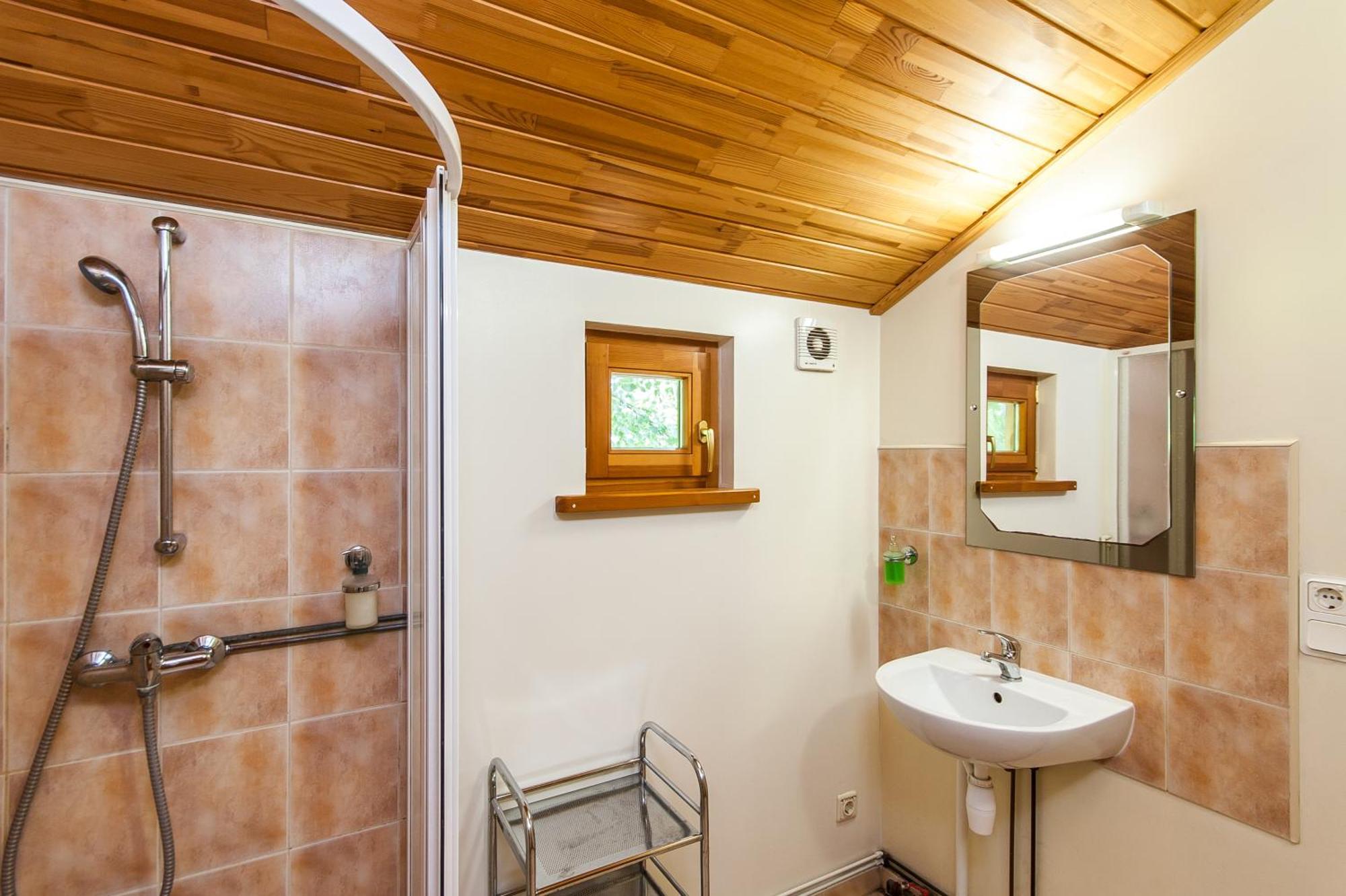 Laucu Akmens Hotel Skulte  Room photo